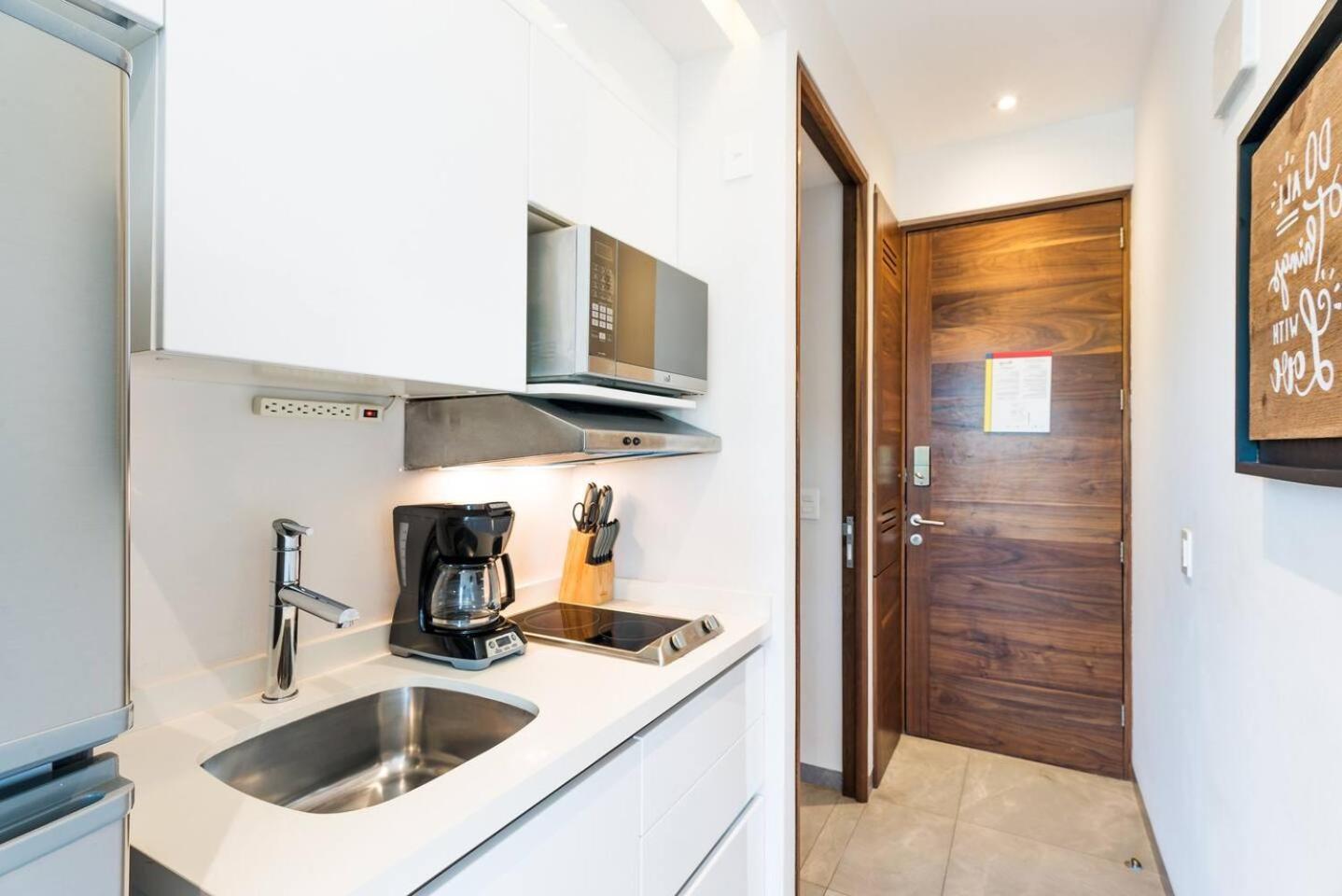 Spacious Retreat For 10 People Playa del Carmen